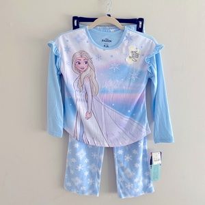 🌟NWT Disney girls (M-8) frozen pajamas set🌟